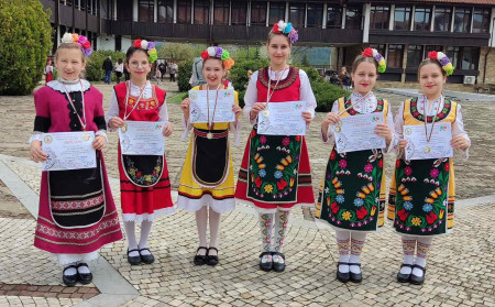 Конкурса "Песенна дъга над Кутев"!