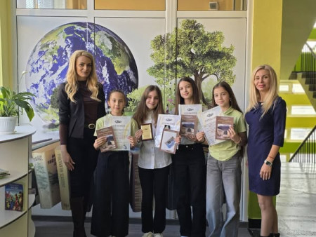 ПЪРВО МЯСТО във възрастова категория 10-12 години в престижния Двадесети национален поетичен конкурс „ВЯРАТА И НАДЕЖДАТА – ПЪТ КЪМ ЛЮБОВТА“!